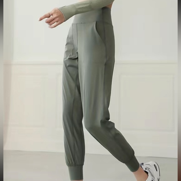 High waist joggers leggings olive green buttery - Picture 2 of 2